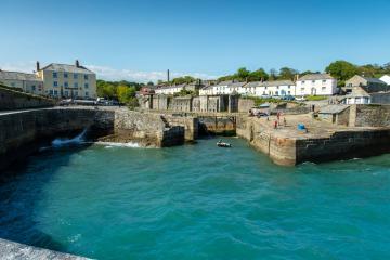 poldark-cornwall---charlestown---24-may-2016--matthew-jessop-5 (1).jpg