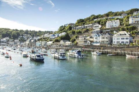 discover-looe-header.jpg