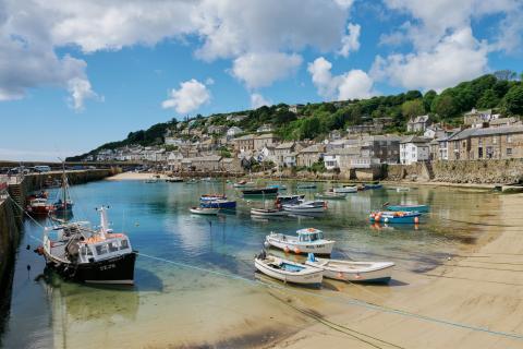 Where to eat in Mousehole - blog header image.jpg