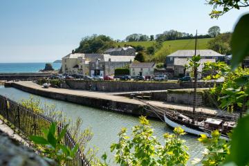 poldark-charlestown-2.jpg