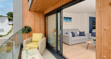 Fox-Point-Harlyn-Bay (18).jpg