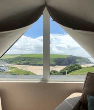 headlands-image2.png