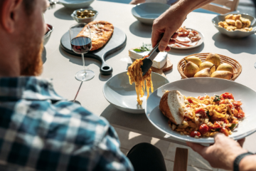 widemouth-bay-food-and-drink.png
