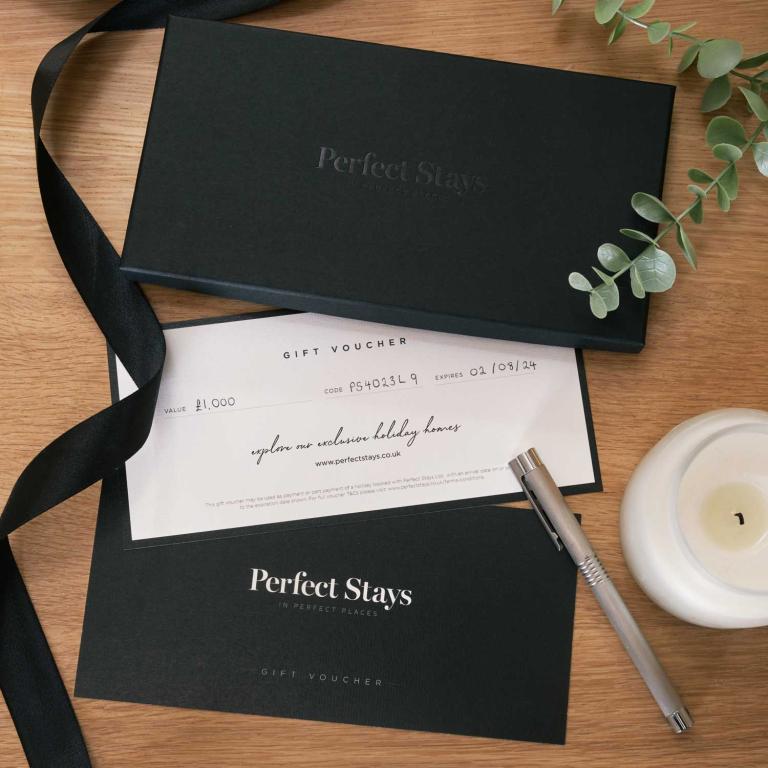 Perfect-Stays-gift-box-and-voucher.jpg