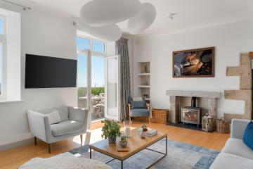 Old School house_0643-Edit.jpg