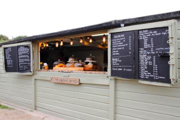 feast-nights-5-Andrew Mansfield via Flickr.jpg