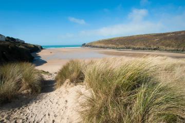 perfect-stays-location-porthcothan.jpg