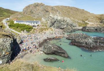 Kynance Cove by Matt Jessop (2).jpg