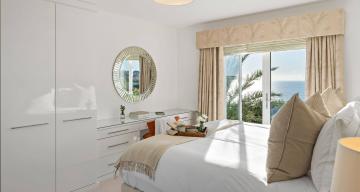 Serenity-Carlyon-Bay (20).jpg