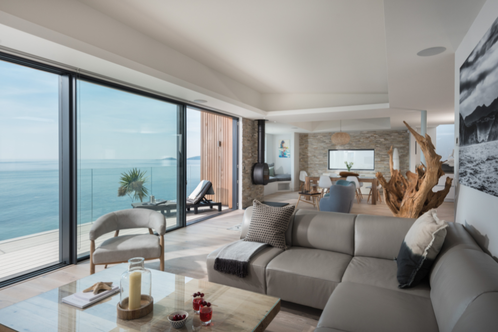 Sea Edge-right-placement.png