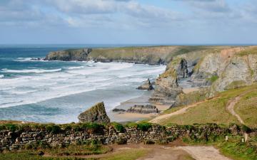 blow-away-cobwebs-walks (2).jpg