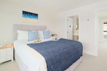 Fox-Point-Harlyn-Bay-Intro (1).jpg